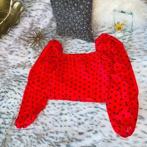 Blusa Unitalla,color roja con puntos negros